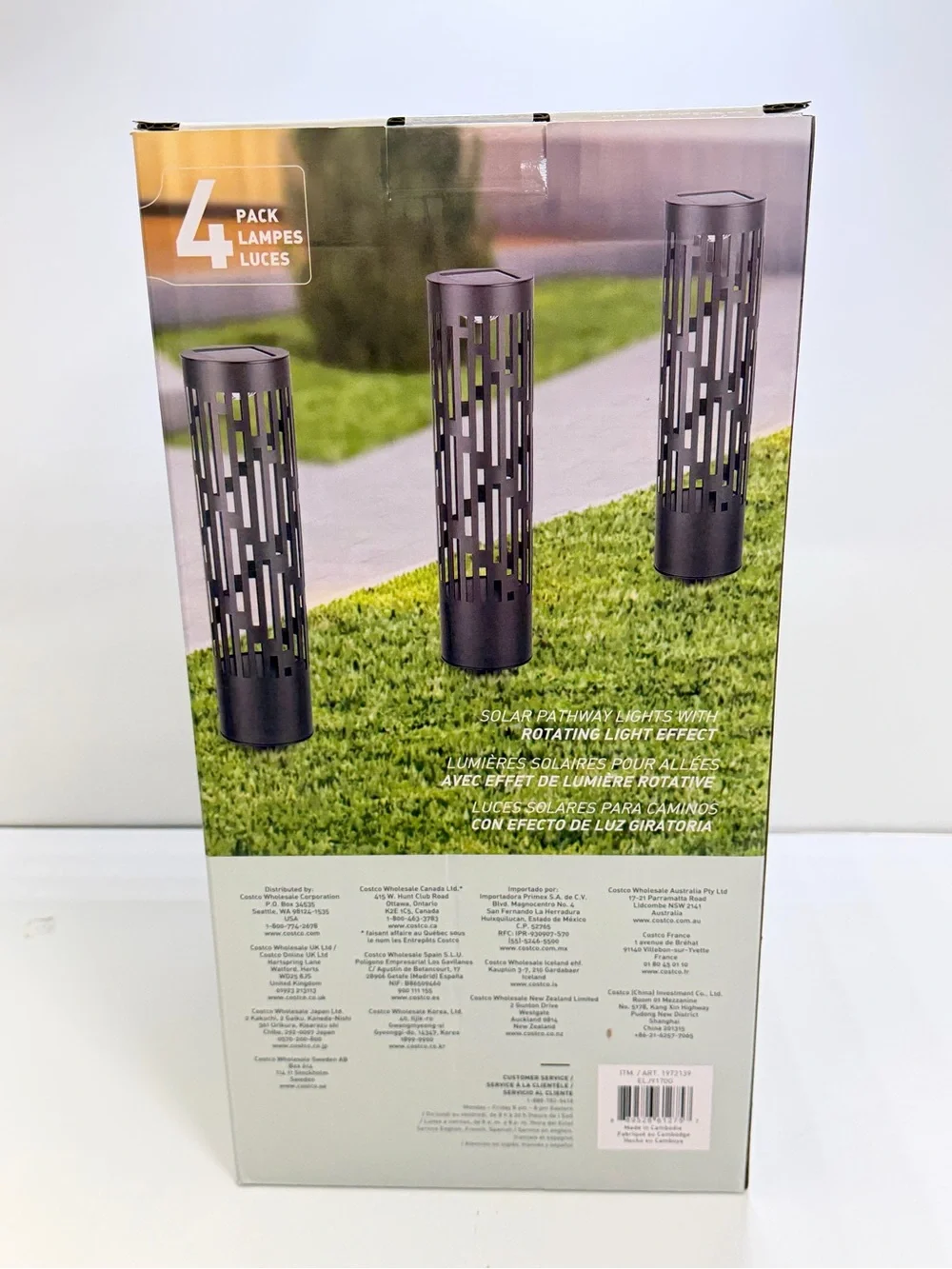 SOLAR PATHWAY LIGHTS WITH ROTATING LIGHT EFFECTS 4 Pack 50 Lumens per light